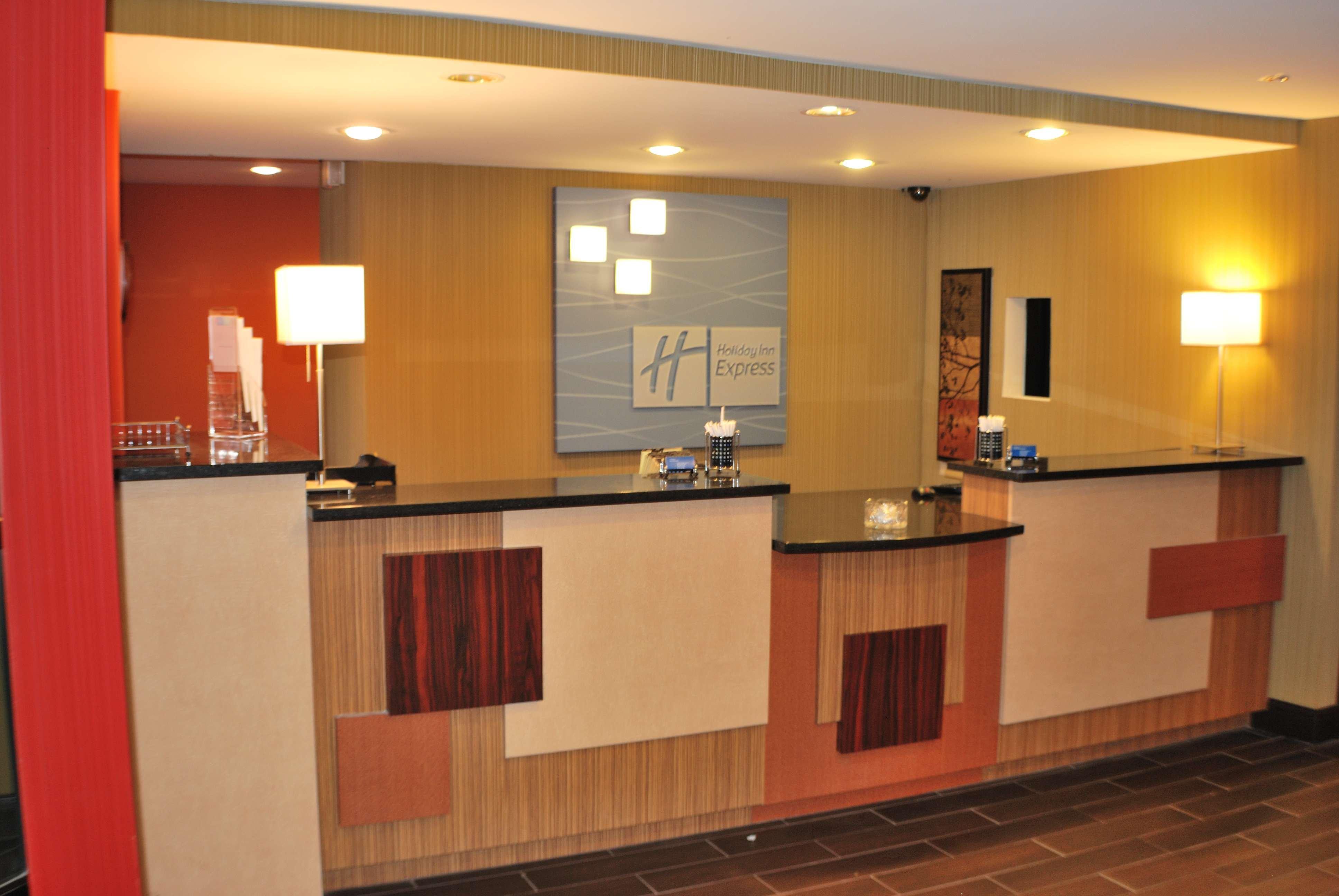 Holiday Inn Express Nashville W-I40, An Ihg Hotel Extérieur photo