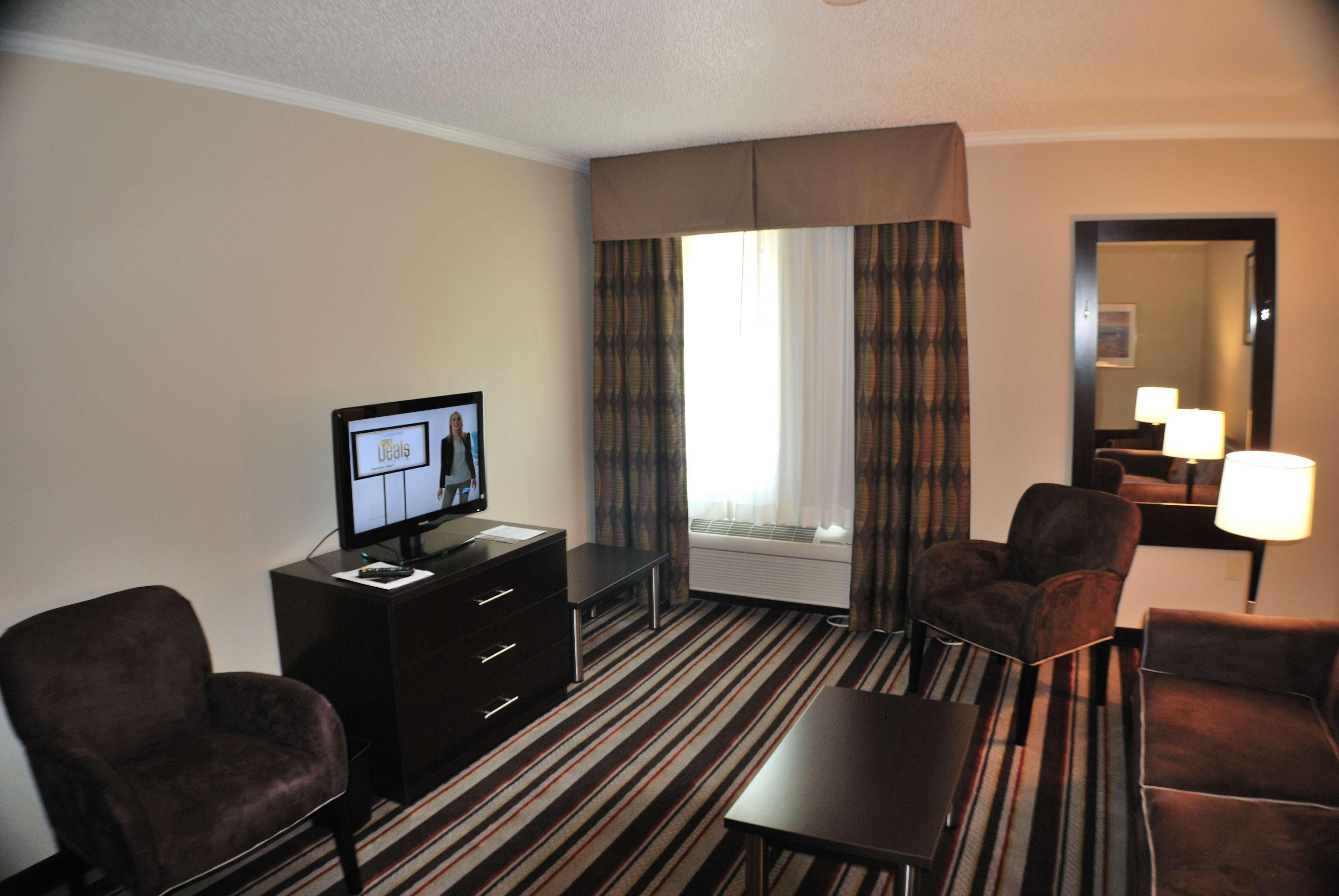 Holiday Inn Express Nashville W-I40, An Ihg Hotel Extérieur photo